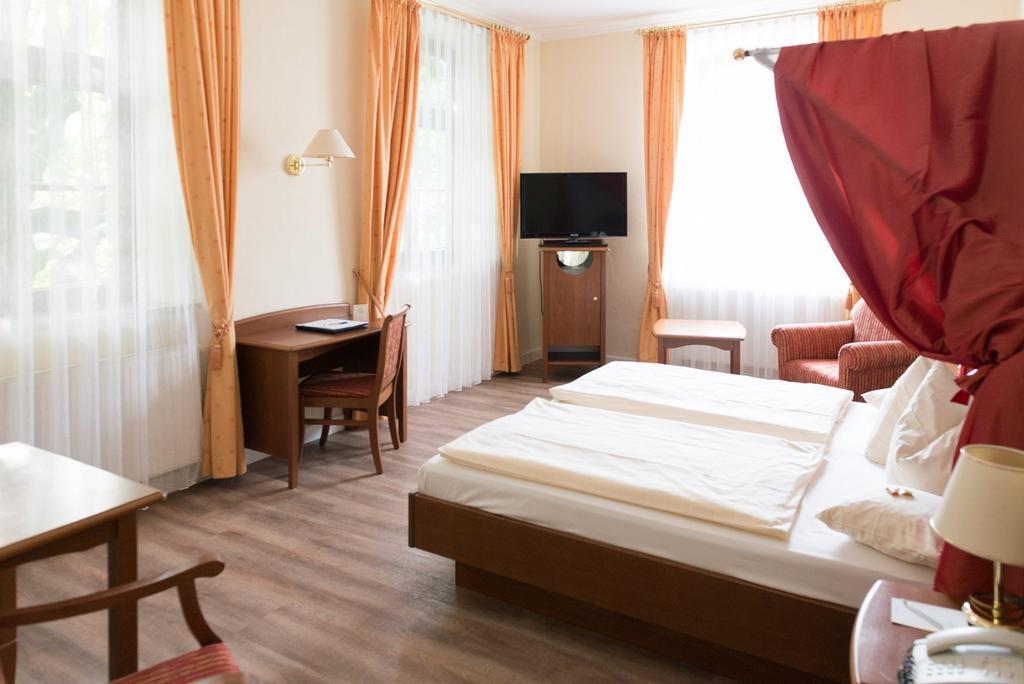 Hotel Angerbraeu Murnau am Staffelsee Dış mekan fotoğraf